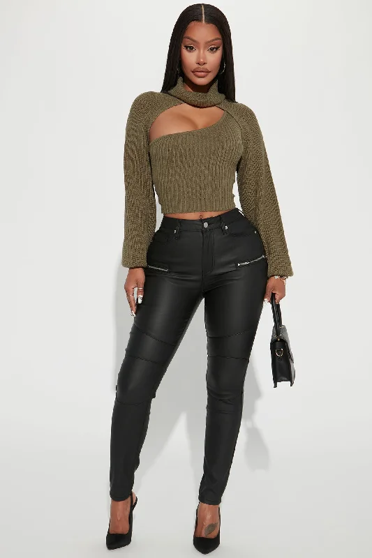 Feel It Out Turtleneck Sweater Set - Olive