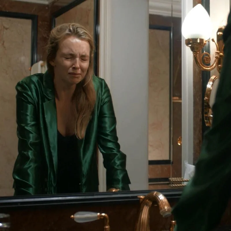 Killing Eve S02 Villanelle Green Satin Coat