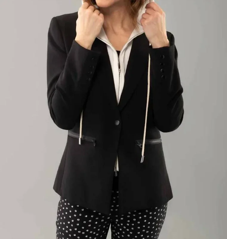 Removable Hood Jade Blazer In Black/off White