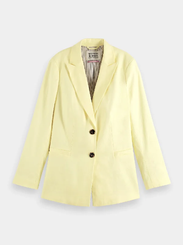 Single breasted summer blazer