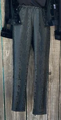 Snake Skin Patterened Stretch Pant